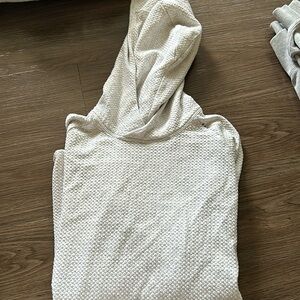 Lululemon sweatshirt! Large worn twice